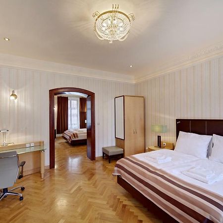 Apartamenty Tessa Jagiellonska 卡托维兹 外观 照片