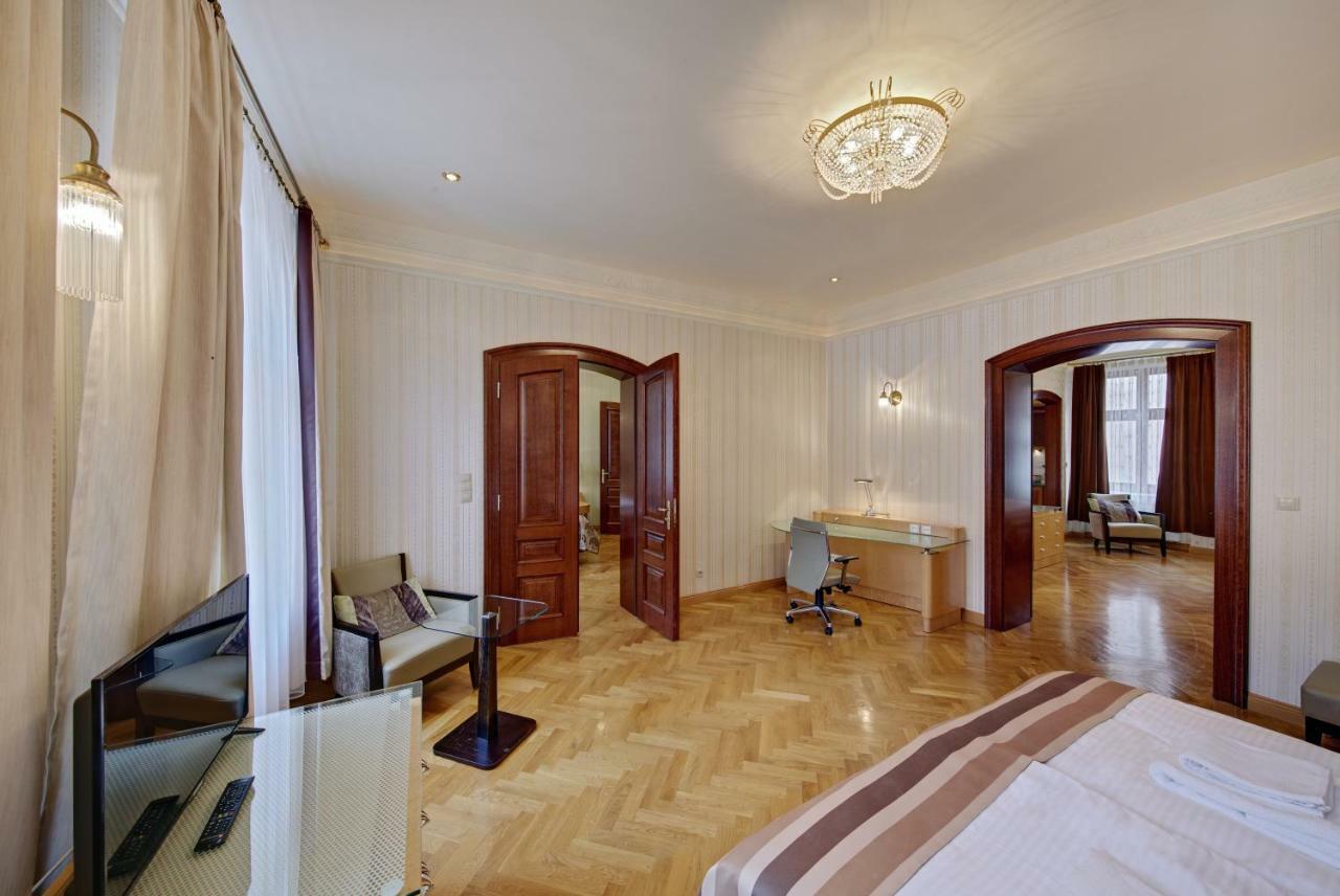 Apartamenty Tessa Jagiellonska 卡托维兹 外观 照片