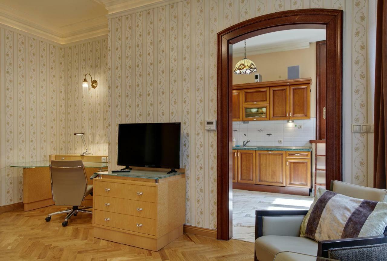Apartamenty Tessa Jagiellonska 卡托维兹 外观 照片